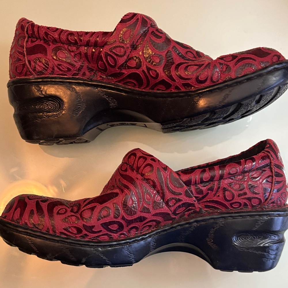 Boc Red Patterned Mules - image 3